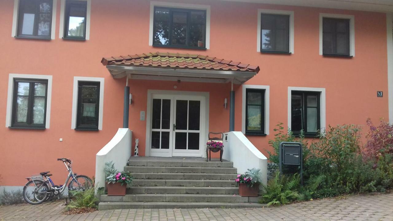 Fewo 1 Waren Mueritz - Haus Buchen Am Tiefwarensee - 1 Zi Εξωτερικό φωτογραφία